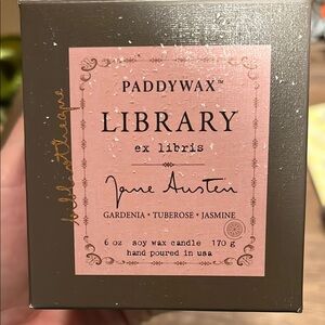 Paddywax Library Candle - Jane Austen